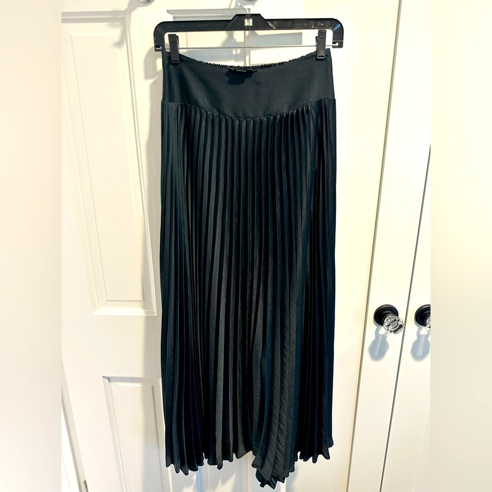 HATCH Collection® Maternity Juniper Skirt in Size 0